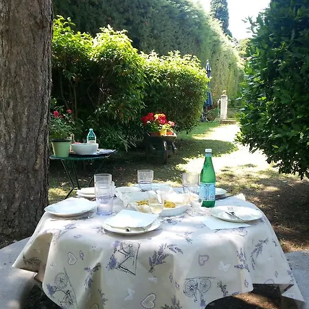 Bed & Breakfast Basisa