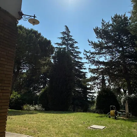 Bed & Breakfast Basisa *